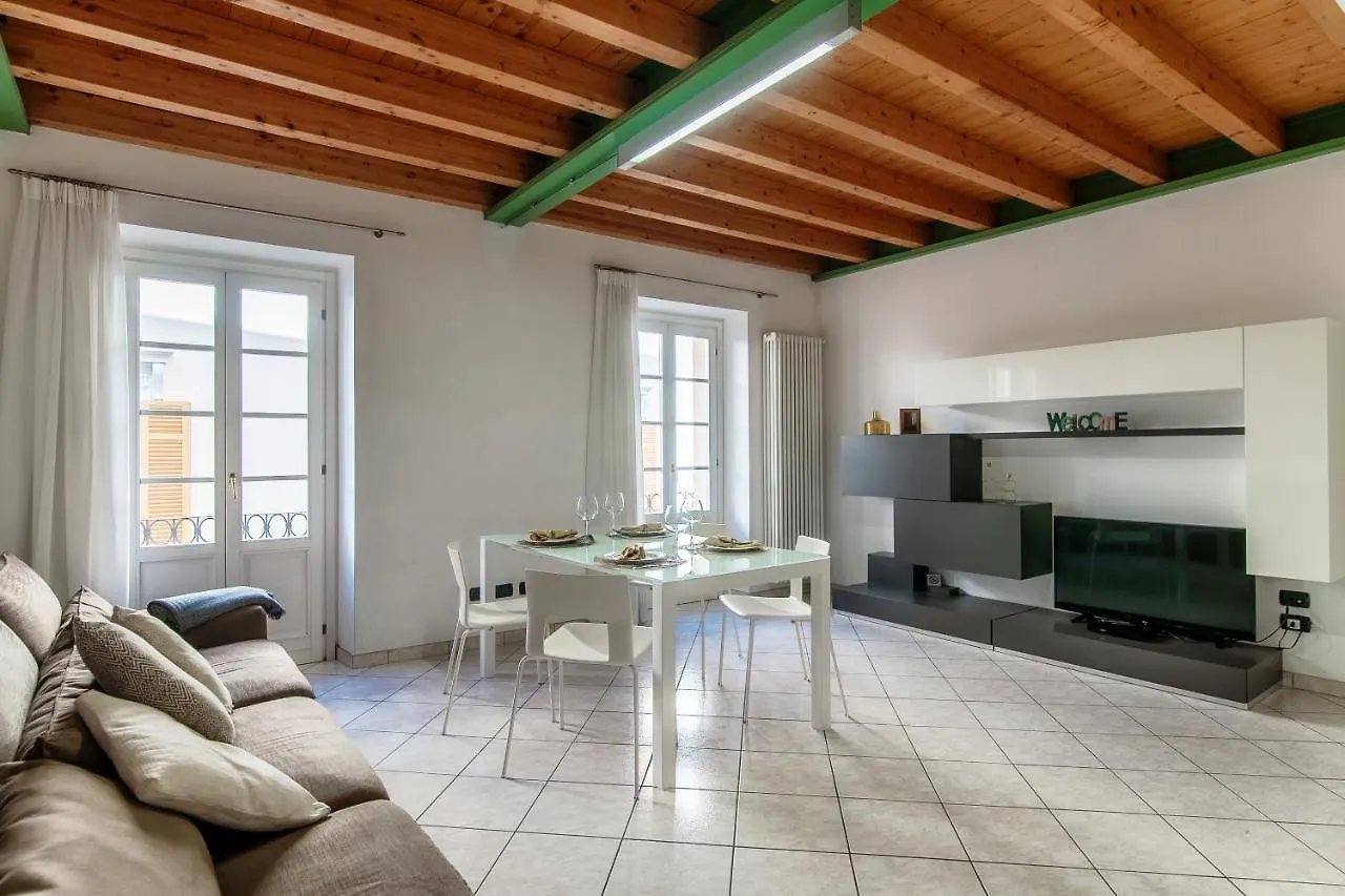Apartment Appartamento Centro Storico Como Italy